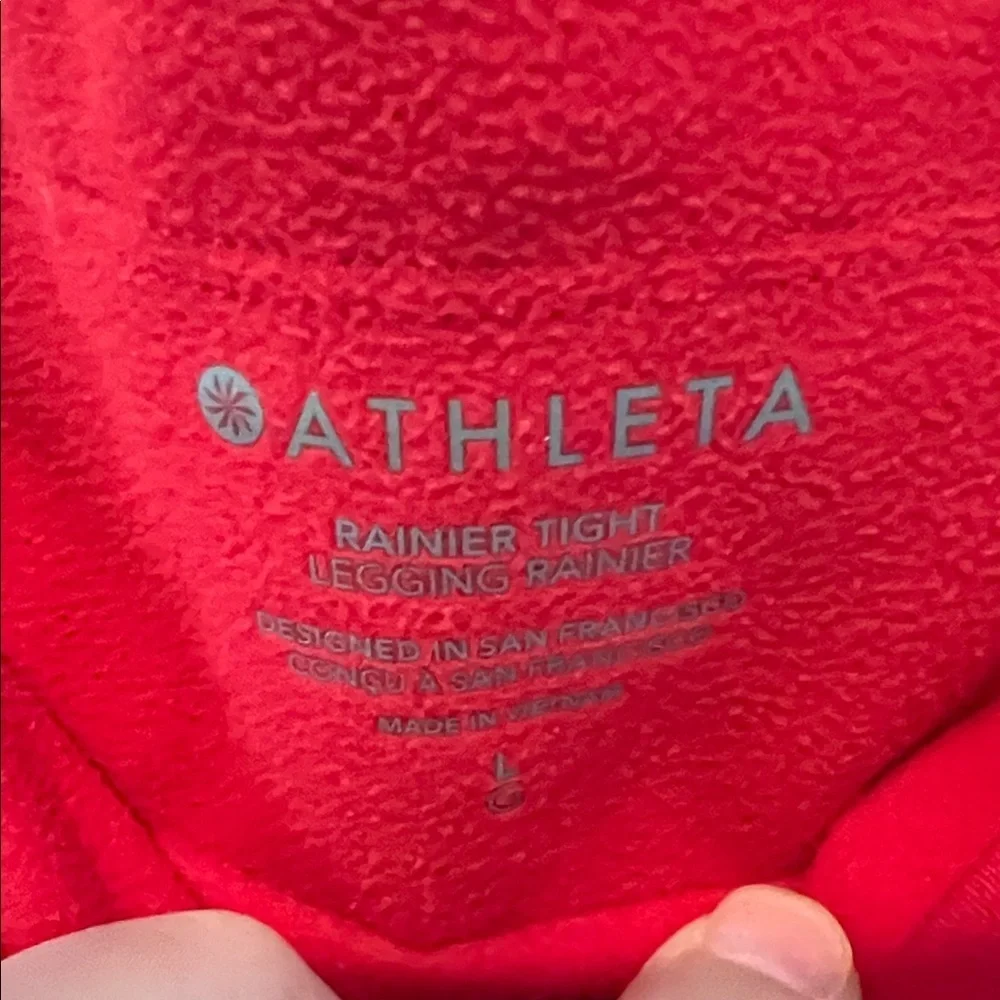 Athleta Women’s Rainer Tight Red Leggings with Zipper Pockets 071426